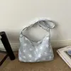 Bolsa moderna transfronteiriça, bolsa de ombro com bolinhas estilo coreano, bolsa transversal versátil casual vintage de grande capacidade, leve e moderna