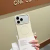 Adequado para iPhone 18 Pro Max, esta capa magnética para celular com sensação de pele é uma capa protetora de silicone líquido com cobertura total, projetada para prevenir quedas e proteger seu telefone.