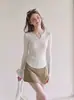Camisa Básica de Tricô Feminina para Outono/Inverno 2026, Nova Tendência Coreana Slim Fit Manga Longa Top para Clavícula 7305
