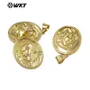 Wt-Jfe146 Latón de Textura de Alto Grado Colgante Religioso Caracteres Vívidos Tallado Diseño de Grabado Collar Accesorios de Cobre