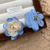Pendientes de Flor de Tela Tridimensionales Retro Estilo Bosque para Mujer, Modernos y Dulces, Clips para Orejas sin Perforar, Accesorios Versátiles para Orejas