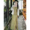Conjunto de Saia de Duas Peças com Jaqueta Jacquard de Cetim Estilo Chinês Novo de Verão e Vestido Camisola em Algodão de Ráfia