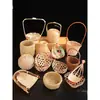 Mini Cesta Tejida de Bambú Decoración Sashimi Cesta Pequeña de Bambú Cesta para Snacks Japoneses Bandeja Pequeña de Bambú Decoración de Presentación de Platos Productos de Bambú
