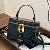 Elegante bolso pequeño cuadrado estilo cartera para mujer, nueva versión coreana 2026, bolso de hombro y cruzado moderno y a la moda para el día a día