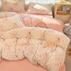 Conjunto de cama de quatro peças com tema de desenho animado, espesso, quente e de alto peso em veludo de leite, com estampas, disponível para dropshipping