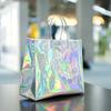 Bolsa tote para ropa láser regalo regalo bolsa de embalaje de alta gama ropa zapatos de mujer tienda bolsa de compras impermeable venta al por mayor