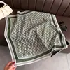 Lenço Quadrado Pequeno de Algodão e Linho Padrão Espinha de Peixe Corrente Estilo Coreano Lenço de Cabeça Imitação de Veludo Xale Proteção Solar Lenço de Pescoço Lenço Feminino