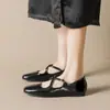 Zapatos Individuales Estilo Hada Francesa Weimei Girl 2513-3 para Mujer Tacón Bajo Punta Cuadrada Correa Cruzada Boca Baja Zapatos Mary Jane