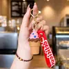 Nuevos colgantes creativos simulados de papas fritas y hamburguesa, lindos adornos de goma suave, llaveros para coche, llaveros de regalo al por mayor