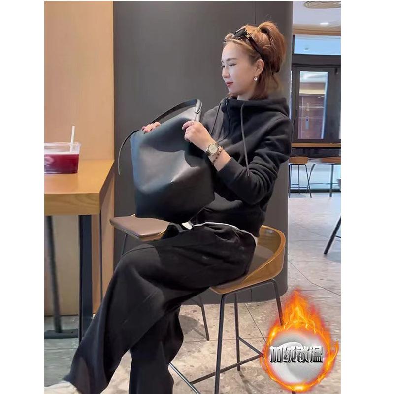 dadce733-7768-49a4-93a7-a7cba9a75d09.jpe