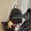 Bolsa feminina simples e versátil transfronteiriça, nova mochila outono 2026, mochila escolar para estudantes, bolsa casual para o dia a dia da mulher