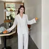 Pijama de Satén de Acetato Estilo Francés de Lujo Ligero para Mujer Temporada de Primavera y Otoño Tacto de Alta Gama Encaje Combinado Se Puede Usar Afuera Manga Larga Conjunto para el Hogar