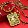 Mahavairocana Tibetano Dorado Pintado Exquisito Pintado en Oro Thangka Zodiaco Oveja Mono Ocho Grandes Deidades Guardianas Amuleto Colgante de Collar