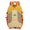 Mochila de senderismo nueva, ligera, de colores contrastantes verde y blanco, vibrante, para parejas, mochila transfronteriza de viaje al aire libre de nicho