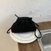 Bolso Pequeño de Nicho Estilo Francés Retro de Alta Apariencia para Mujer, Bolso Cruzado de Alta Apariencia Nueva Moda 2026, Bolso Nube Plegado
