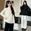 Nueva colección Otoño/Invierno 2026 de tops de punto de maternidad: holgado, versátil y disponible en tallas grandes