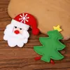 Acessórios de Desenho Animado Papai Noel Boneco de Neve Rena Pulseiras de Bater Broches Acessórios de Decoração de Natal Acessórios de Presente Atacado