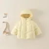 Chamarra de Algodón con Capucha para Bebé Ropa Exterior Niñas 2026 Invierno Nuevo Estilo Ropa de Invierno Ropa de Algodón Ropa Panera Color Sólido Cálida Chamarra de Algodón