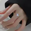 Novo Anel Oval Olho de Gato Brilhante Diamante Pedra da Lua Leve Luxo Nicho Versátil Ajustável Dedo Indicador Anel Feminino Ao Vivo Atacado