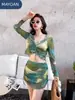 Traje de baño para mujer 2026 modelo nuevo, estilo falda de una pieza, traje de baño de manga larga tie-dye de alta gama, conservador y que disimula el abdomen
