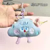 Muñecos para lanzar en bodas, llaveros de peluche, colgantes de muñecos para mochilas de mujer, pequeños regalos promocionales al por mayor