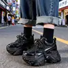 Zapatillas Casuales Plateadas de Moda para Mujer que Hacen que los Pies Parezcan Más Pequeños, Nuevo Estilo Primavera y Otoño 2026, Zapatillas Chunky de Papá de Celebridad de Internet para Mujer