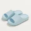 Novas Pantufas Antiderrapantes com Solado Grosso para o Verão, Adequadas para Homens e Mulheres, para Uso no Banheiro, Antiderrapantes, Antiodor, Pantufas para Uso Doméstico, Atacado em Estoque