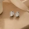 Pendientes de plata de ley S925 con circonita ultra brillante de alta gama para mujer, lujo ligero, exquisitos y elegantes, pendientes de botón populares al por mayor, estilo festivo