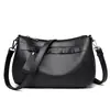 Bolsa Feminina 2026 Nova Casual Senhora de Meia-Idade Moda Feminina Bolsa Couro Macio Pequena Quadrada Bolsa de Ombro Transversal