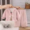 Conjunto de Ropa de Otoño para Niñas 2026 Ropa Nueva de Primavera y Otoño Ropa para Bebés y Niños Conjunto de Tres Piezas con Sudadera y Mangas Largas a la Moda Dropshipping