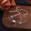 Pulseira de camada dupla com cintura fina para mulheres, design de nicho, geométrica requintada, toque de alta qualidade, versátil, adequada para melhores amigas, atacado