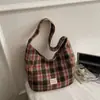 Nova Bolsa Casual Xadrez Retrô, Bolsa de Ombro Leve de Grande Capacidade para o Dia a Dia, Bolsa de Estudante para Aula e Compras