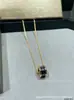 Bao Ge Jia Cadena para Clavícula Mini Collar de Diamantes con Borde Cero Resortes Artesanía de Precisión CNC Nuevo Festival Qixi Chapado Grueso en Oro de 18 Quilates e Incrustado con Diamantes
