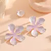 Moda Europea y Americana Pendientes de Flor de Metal Sencillos Diseño Pendientes Elegantes Simples Fabricante Pendientes al por Mayor