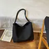 Otoño 2026 Nuevo Bolso Cubo Gran Capacidad Sensación Relajada Para Viajar con Estilo Bolso de Hombro Único Bolso para Mujer Debajo del Brazo