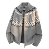 2026 Nuevo Suéter Cardigan de Punto Jacquard Otoño-Invierno Transfronterizo para Hombre con Cuello Alto Moda Casual Talla Grande Chaqueta para Hombre
