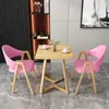Mesa y sillas de reunión de estilo nórdico, moda italiana, lujo ligero; mesa de recepción y negociación de negocios de alta gama, mesa de ocio para patio