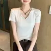 8710 Camiseta de Manga Corta Ajustada con Cuello Semiabierto para Mujer, Nuevo Estilo Coreano de Verano, Top Corto Elegante y Versátil para Mujeres Menudas