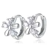 Pendientes con hebilla de oreja de hierba de cinco hojas, pendientes de moda con flores de ciruela dulce y lila, pendientes de cristal de crisantemo con nieve navideña, pendientes, pendientes