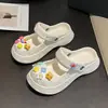 Sandalias de Dibujos Animados Lindas de Doble Uso Sandalias con Agujeros para Mujer Calzado de Exterior Verano 2023 Nuevas Suela Gruesa Antideslizantes Zapatos de Playa para Vacaciones