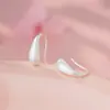 Ganchos para Orejas de Gota de Agua Personalizados S999 de Plata Pura para Mujer, Estilo Minimalista Geométrico Simple y Versátil, Exquisitos Pendientes de Moda para el Día a Día, Venta al por Mayor