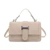 Bolsa Cuadrada Pequeña de Moda Estética de un Solo Hombro 2026 Nueva Llegada Transfronteriza Diseño de Nicho Estilo Coreano Bolso de Mano Cruzado Simple