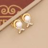 Pendientes de perlas de moda transfronterizos, pendientes de acero inoxidable con temperamento, pendientes en forma de C E503