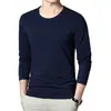 Camisa base lisa para homens, camiseta de manga comprida, camiseta lisa redonda juvenil para homens, camiseta versátil de manga comprida slim fit para outono e inverno para homens