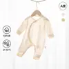 Liquidação de roupas com ar-condicionado nas costas para bebês, macacão fresco de modal A-class para recém-nascidos e mães