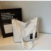 Bolsa Tote de Algodão da Moda para Mulheres, Nova Bolsa de Mão de Algodão Espacial de Inverno, Grande Capacidade Versátil Acolchoada para Viagem e Uso Diário