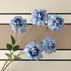 Flores de rosa artificiales de nuevo estilo, tipo flip-flap con borde rizado, para decoración de habitaciones de boda, arreglos de lugares de boda, paisajismo de centros comerciales y decoraciones de escaparates