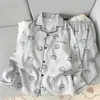 Pijama para hombre de verano e invierno, algodón nube de manga larga Crayon Shin-chan para casa, talla grande, adecuado para adolescentes, se puede usar afuera