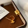 Brincos de Pistilo de Flor com Design de Nicho Fashion, Personalidade, Temperamento, Simples, Luxo Leve, High-End, Versátil para o Dia a Dia, para Mulheres