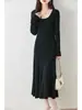 Falda de Lana para Otoño e Invierno para Mujer Vestido de Cuello en U Grande Falda Larga hasta la Rodilla para Mujer Falda de Punto Ajustada de Cola de Pez Traje
